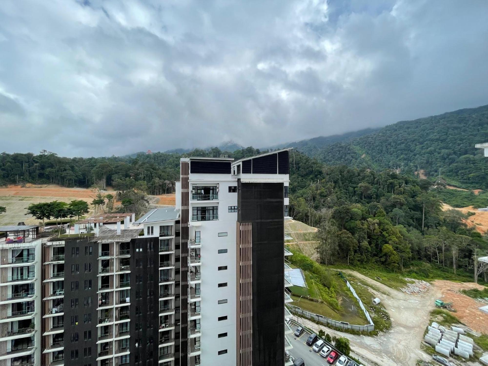 Midhill Apartment Genting 1507 By Aurorahomes ゲンティンハイランド エクステリア 写真